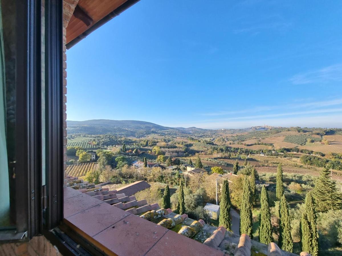 Agriturismo Castello Di Montauto San Gimignano Exterior foto