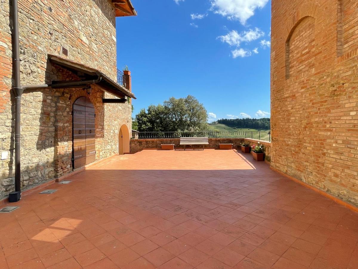 Agriturismo Castello Di Montauto San Gimignano Exterior foto