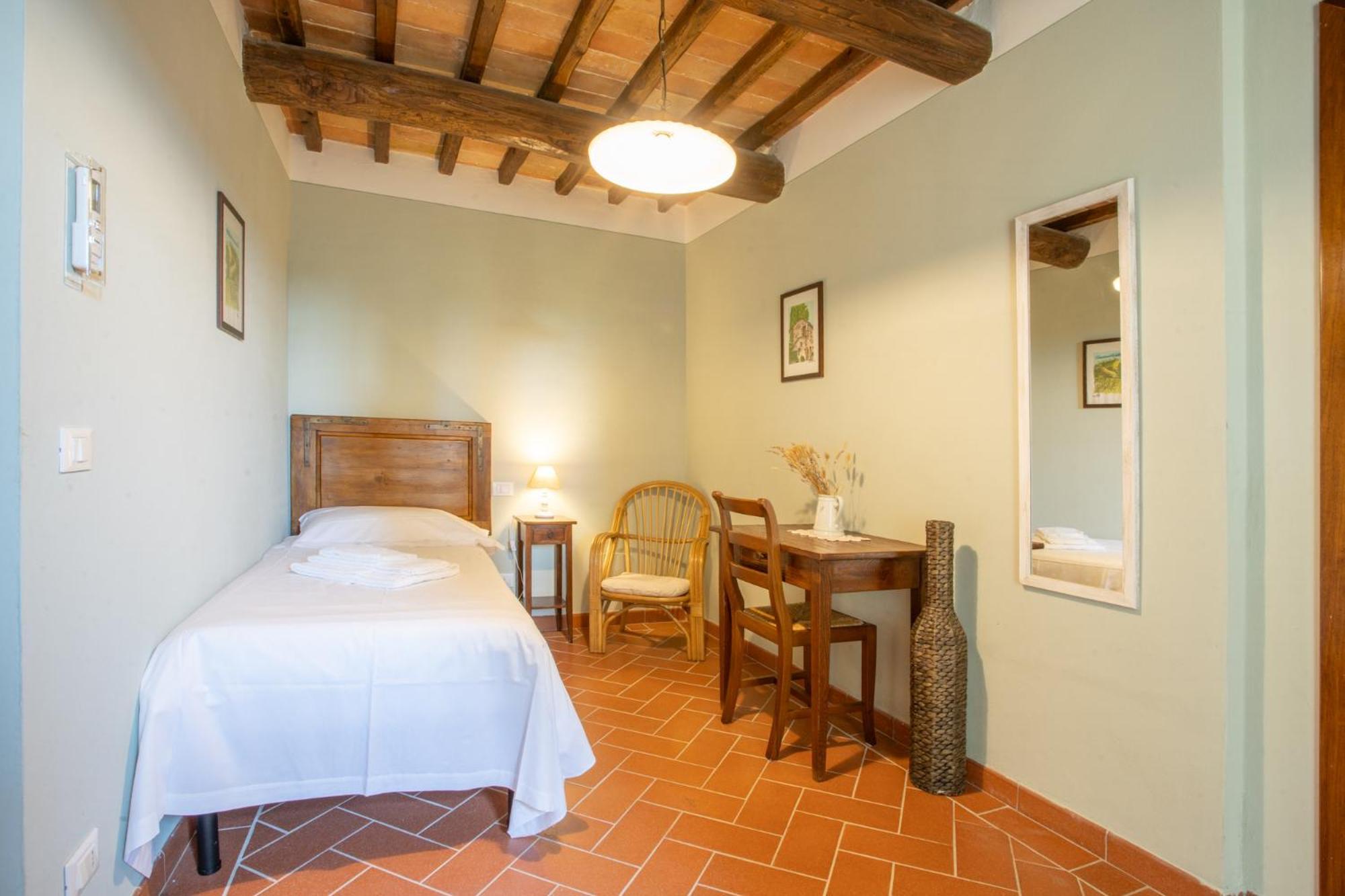 Agriturismo Castello Di Montauto San Gimignano Exterior foto